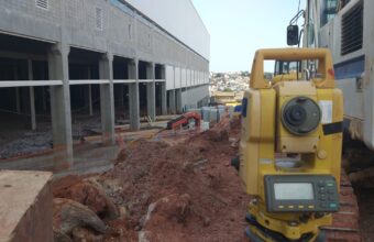 As built topografia determina o projeto em essência de uma obra